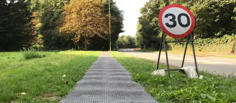 case-study-safe-site-matting-talk-the-talk-and-walk-the-walk-pedestrian-30-mph
