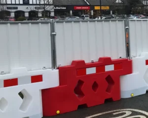 hoarding-top-for-bison-barrier-line