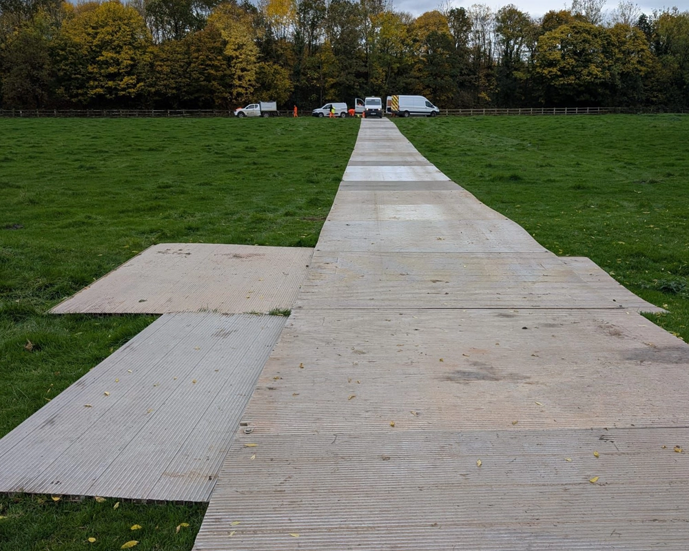 Aluminium trackway panels - Plant Access