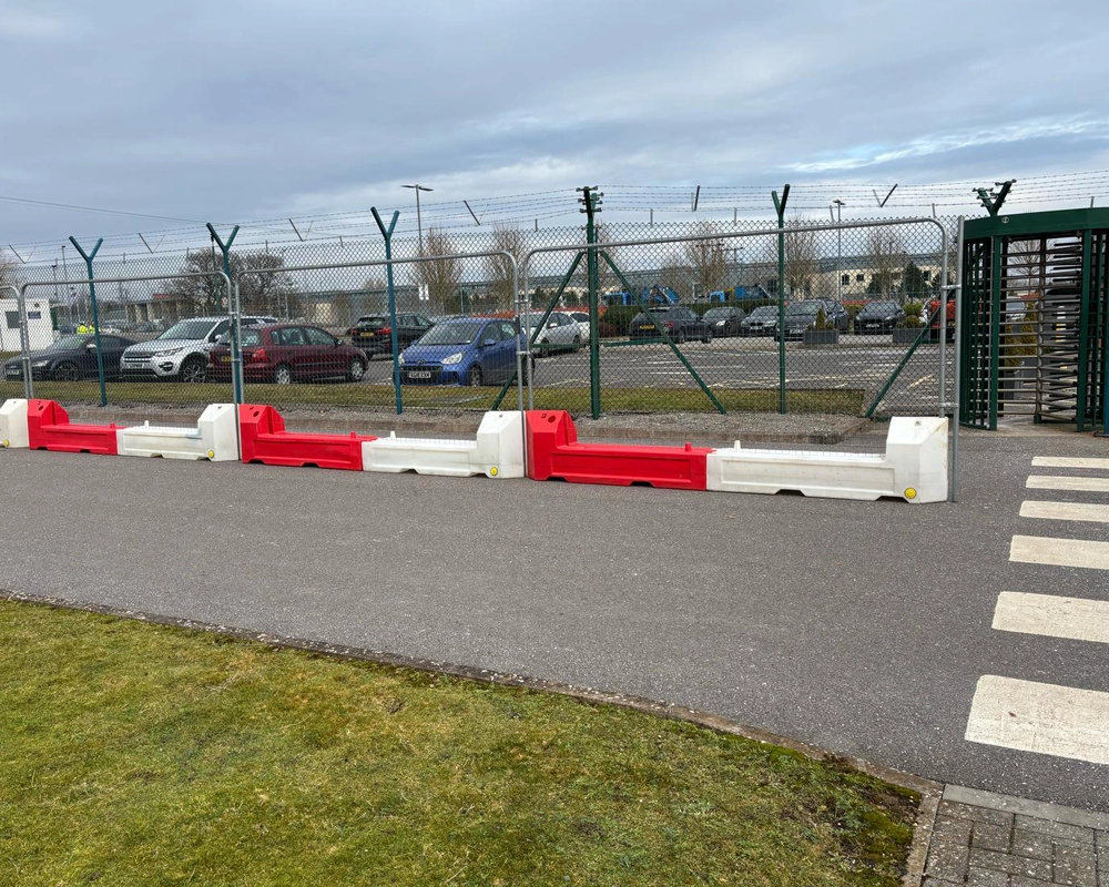 Elite slotblock barriers - Site security